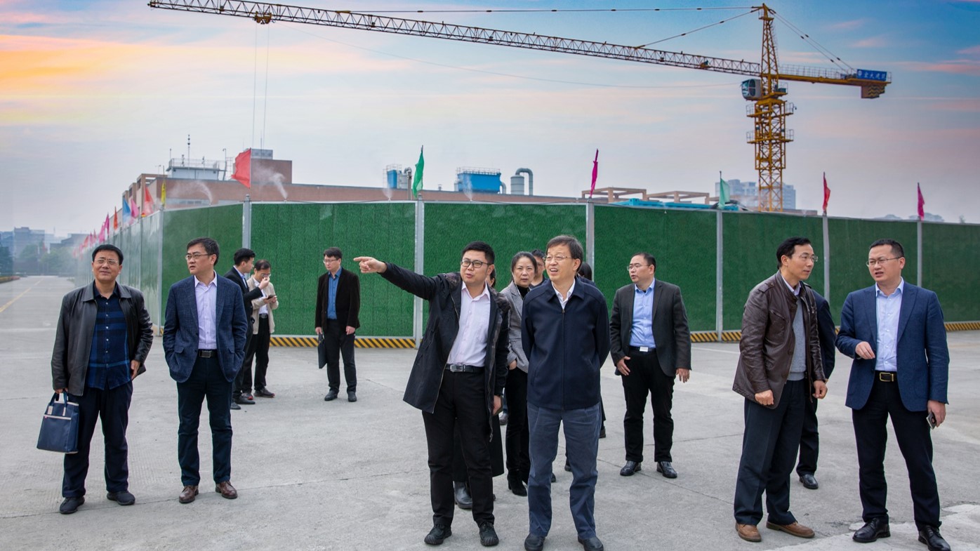 江蘇省政府參事調(diào)研四川海蓉藥業(yè)，共話川藥發(fā)展之路